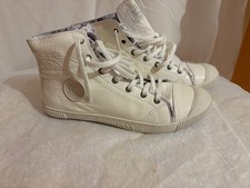 PATAUGAS  tennis montantes en cuir vernis blanc pointure 38