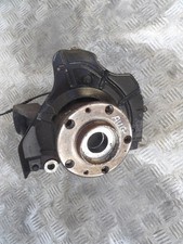 MOYEU DE ROUE AVANT GAUCHE