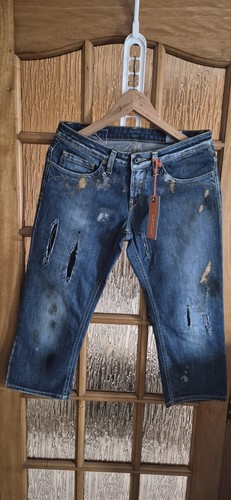 Très beau pantacourt homme - très,