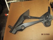 PLATINE ARRIERE GAUCHE  Z 750