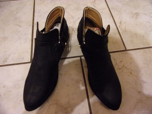 Paire bottines neuves - de,