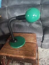 lampe de bureau verte bouteille  (ou British) selon les goûts  90's Brilliant
