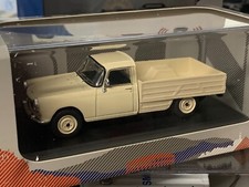 ODEON 113 - PEUGEOT 404 PICK-UP OUVERT CREME  1/43