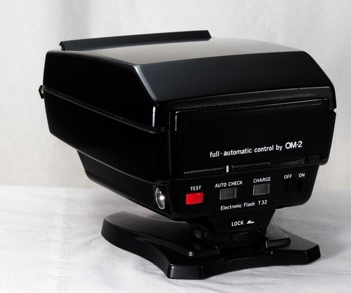 Flash olympus system t32 - om,