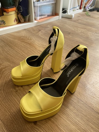 Talons hauts des - des, femmes