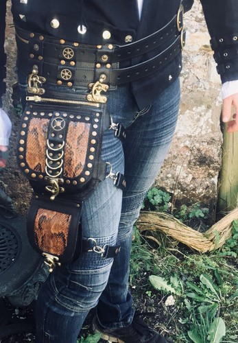 Cuir serpent steampunk jambe - serpent,