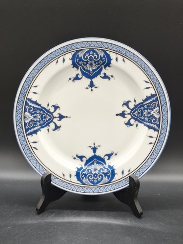 Assiette porcelaine ancienne