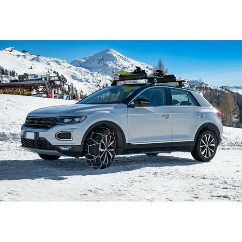 Paire chaînes neige jeep - à,