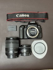 Appareil photo Canon EOS 9000D avec objectifs 18-135 mm et 50 mm excellent état