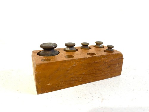 Ancienne boîte bois - en, de
