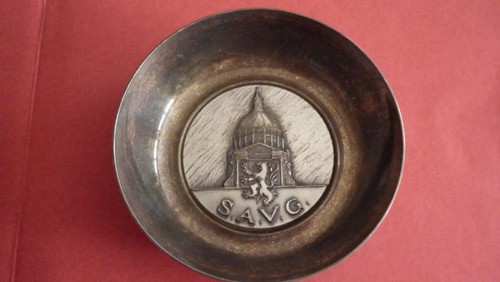 Coupelle metal argente - metal,
