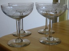 4 ANCIENNES COUPES A CHAMPAGNE