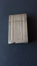 ancien briquet à essence