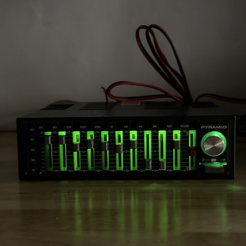 Pyramid equalizer se808 - pyramid,