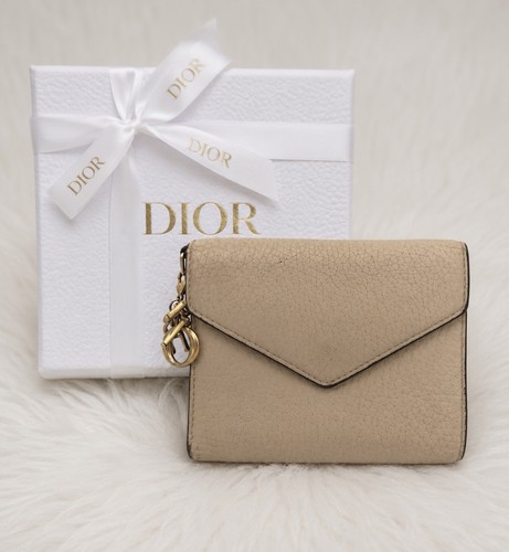Christian dior logo charm - christian,