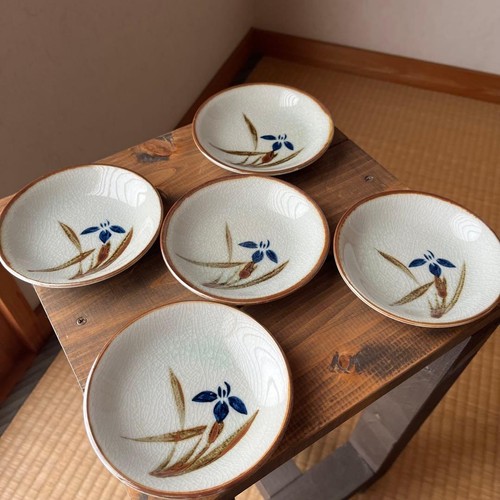 Lot petites assiettes - lot,