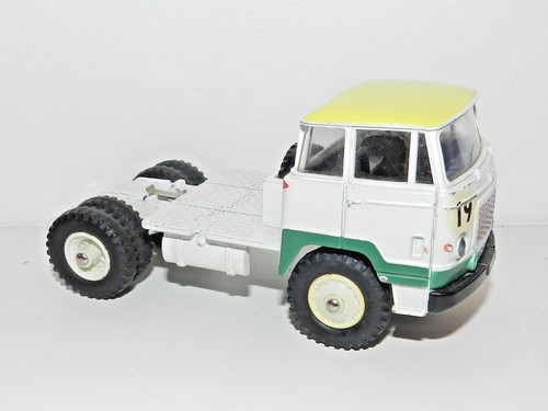 Dinky toys 887 camion - 887,