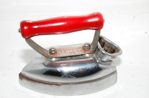 Ancien fer repasser - fer,