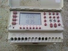 interrupteur horaire annuel digital AMD Grässlin talento 994  4 canaux