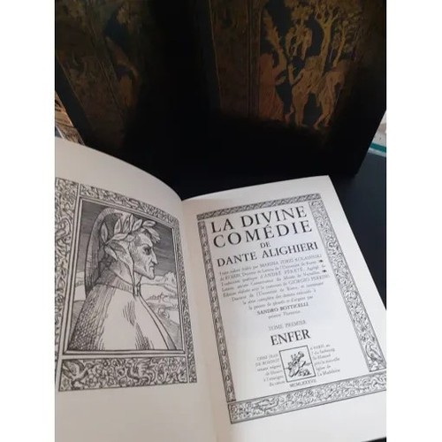 Divine comédie en 3 - ,