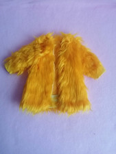 MANTEAU POUR LA POUPÉE DOLLY DE GÉGÉ