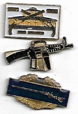 lot de 3 pin's tir, armes (pistolet, fusil.......)