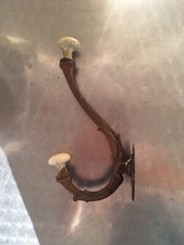 ANCIENNE PATÈRE DE PORTE-MANTEAU ART NOUVEAU MÉTAL ET PORCELAINE