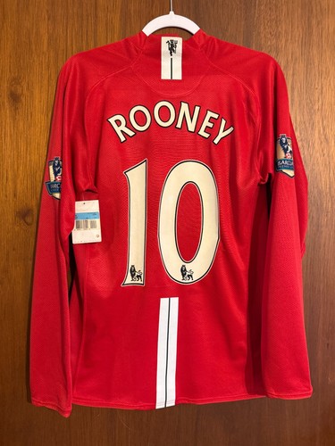 Bnwt player issue long sleeve - player,