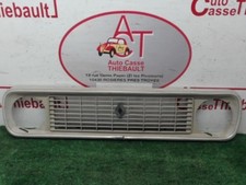 Calandre RENAULT 4L 7704002230