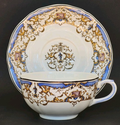 Très jolie grande tasse - très,