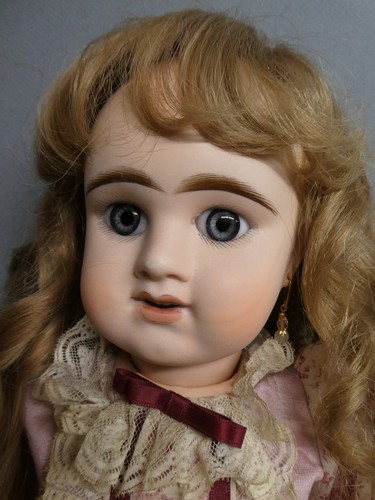 Poupée ancienne belle - poupée, ancienne:
