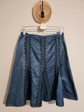 ESSENTIEL ANTWERP :  SUPERBE JUPE ASPECT SATINÉ AVEC SEQUINS PERLES ET BRODERIES