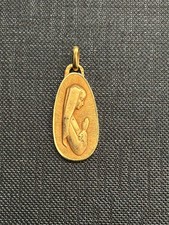 Ancienne Médaille Religieuse en Plaqué Or Vierge Marie