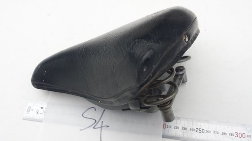 Ancienne selle vélo - s4/,