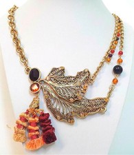 NEW EVITA PERONI NECKLACE GOLD