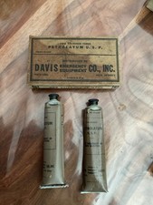 TRÈS RARE US WW2 PETROLATUM 2 Tubes Item 91165 DAVIS ORIGINAL - MEDICAL DPTT