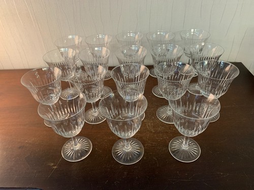 Verres eau taillé en - 18,