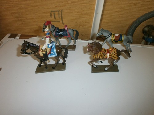 Lot figurines de - 4,