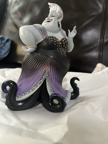 Walt disney showcase ursula - disney,