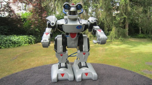 Toymakers inc ramon robot - le,