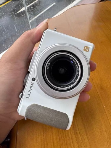 Appareil photo compact