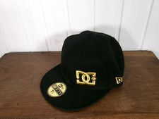 Casquette  New Era 59 Fifty DCSHOES noir logo brodé doré 7 1/4 57,7 cm