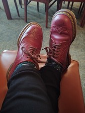 Dr. Martens 3989 MIE Brogue