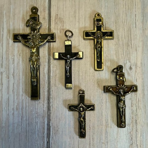 Lot croix crucifix - crucifix, anciens