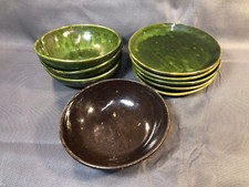 Lot d'assiettes en terre