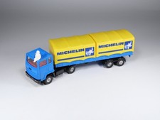 CORGI - 1108 - Articulated