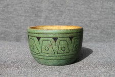 Beau Petit Vase Bol Signé