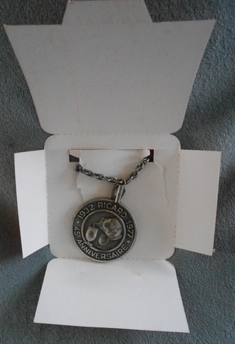 Rare porte clé ricard - rare,