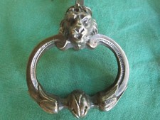 Poignée anneau rosace décor