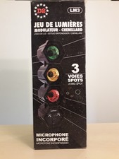 JEU DE LUMIERES CHENILLARD MODULAIRE 3 X 60W 220V SEQUENCEUR MICROPHONE
